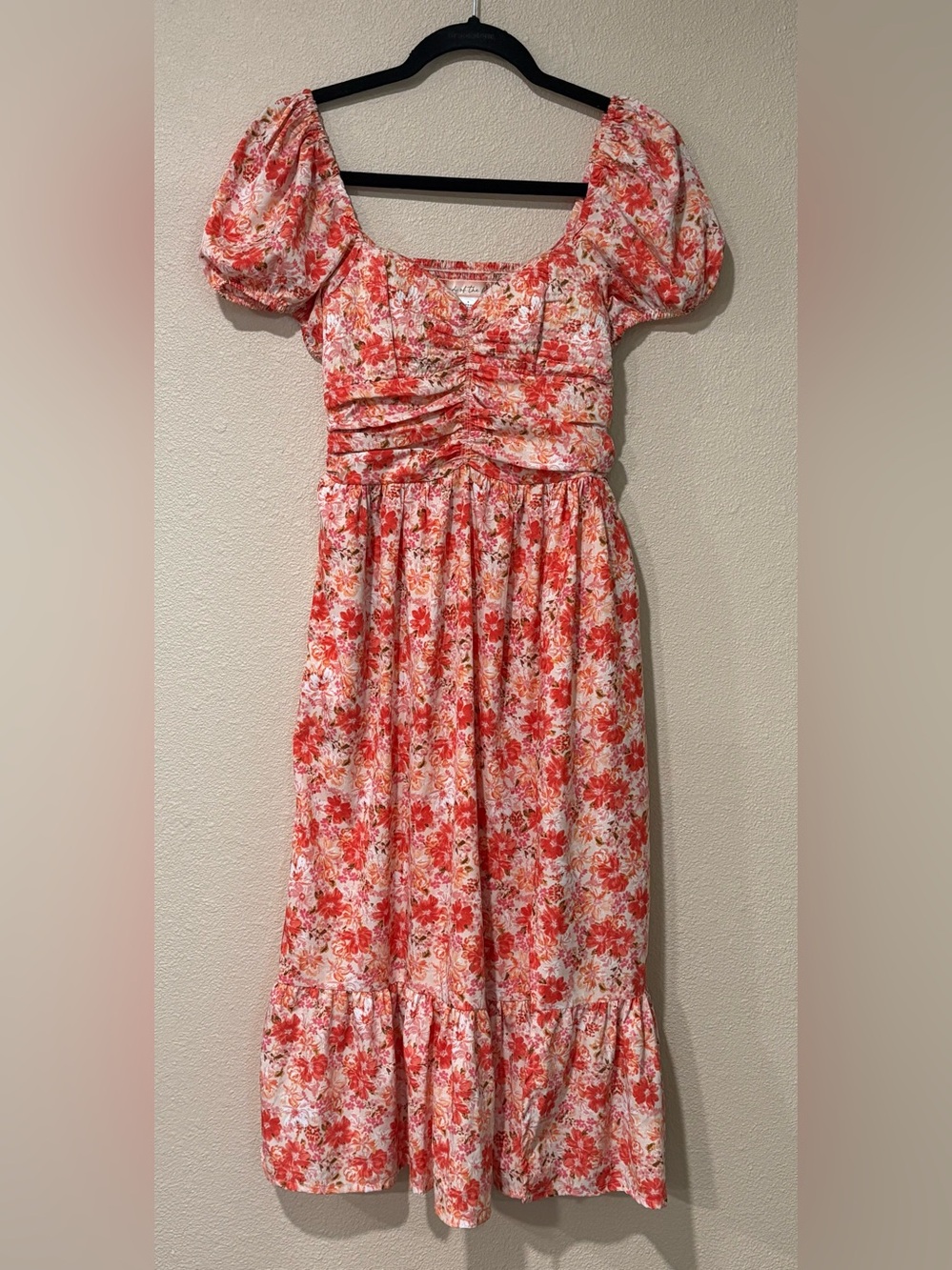 Floral Puff-Sleeve Midi Dress in Coral